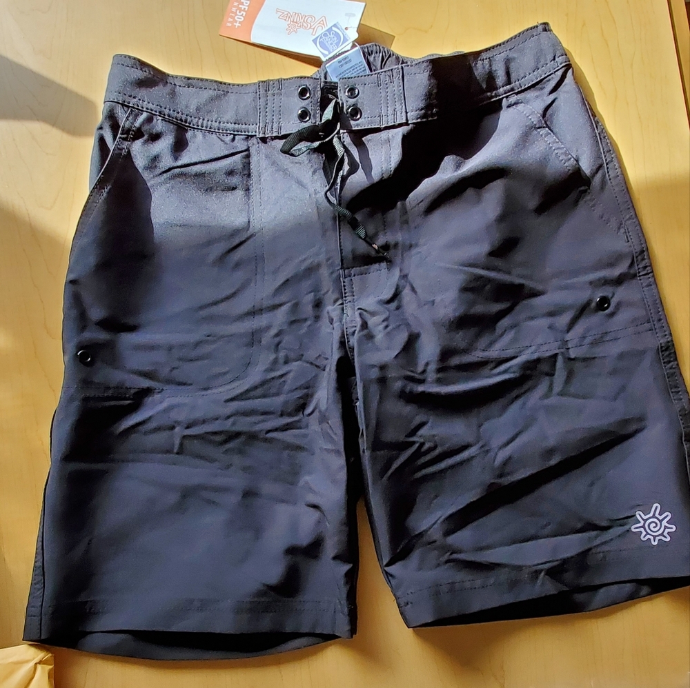 UV Skinz Womens Board Shorts size M black UPF 50+ Sunwear